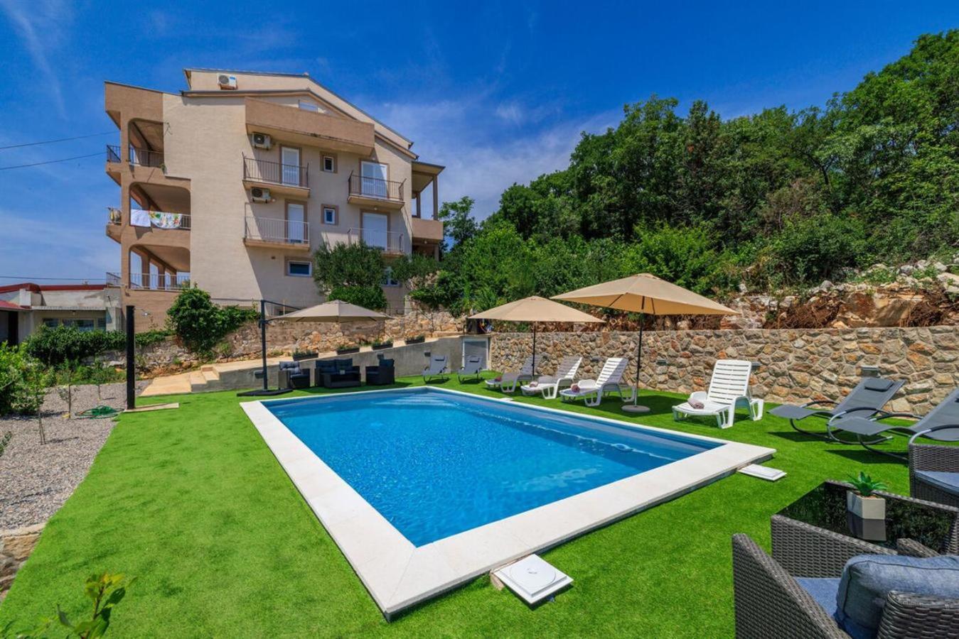 Apartments San Dramalj - Crikvenica المظهر الخارجي الصورة